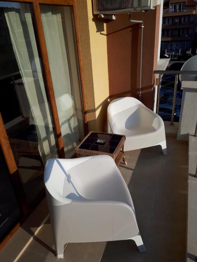 Obzor Tatyana Apartaments Bonjour 外观 照片